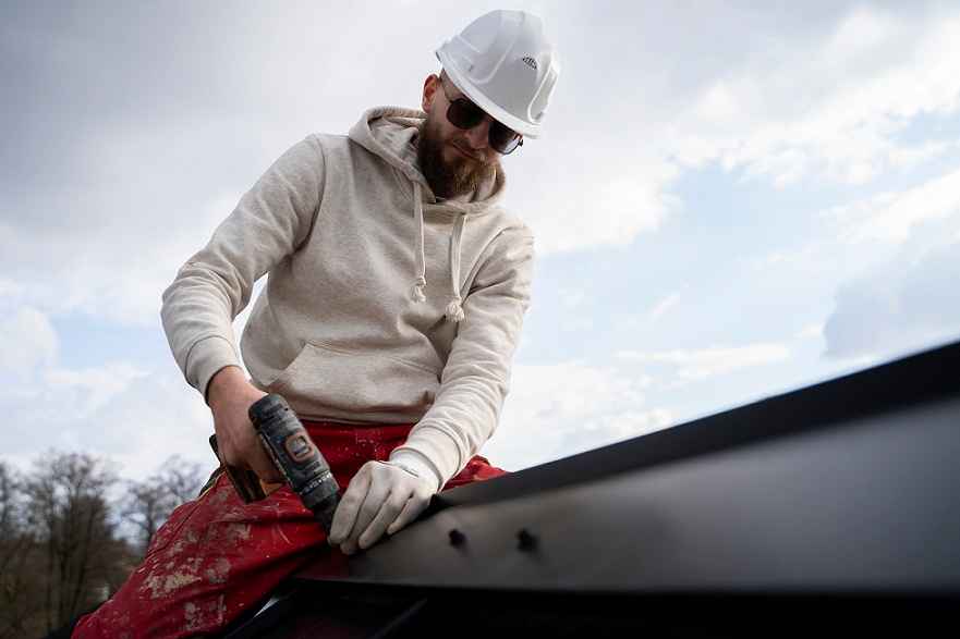 Tips for Maintaining Your Roof Throughout the Year