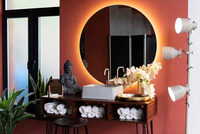 Small Spaces, Big Impact Creative Ideas for a Chic Minimalist Bathroom Design