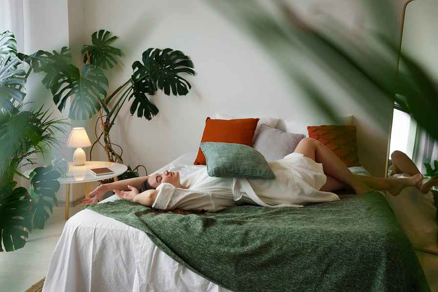 The Transformative Benefits of Adding Greenery to Your Bedroom Décor